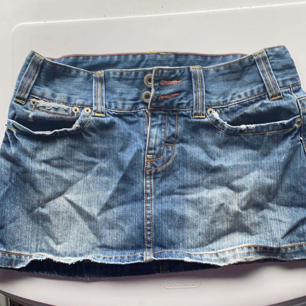 American eagle jean skirt
